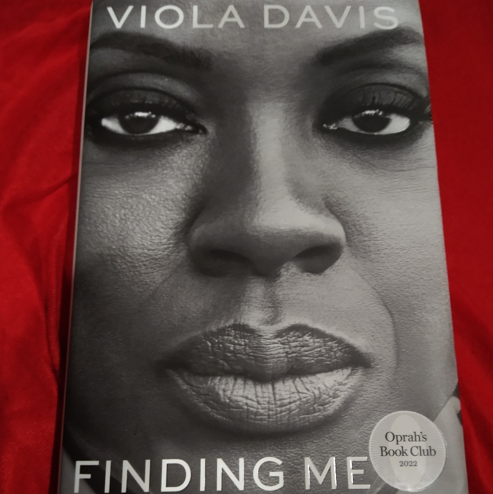 Viola Davis Finding Me 1st/1st Edition HB Book 2022